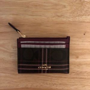 Coach ID wallet